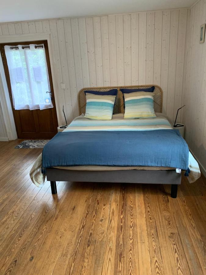 Bed and Breakfast La Ferme D'Aristide Saillenard Экстерьер фото