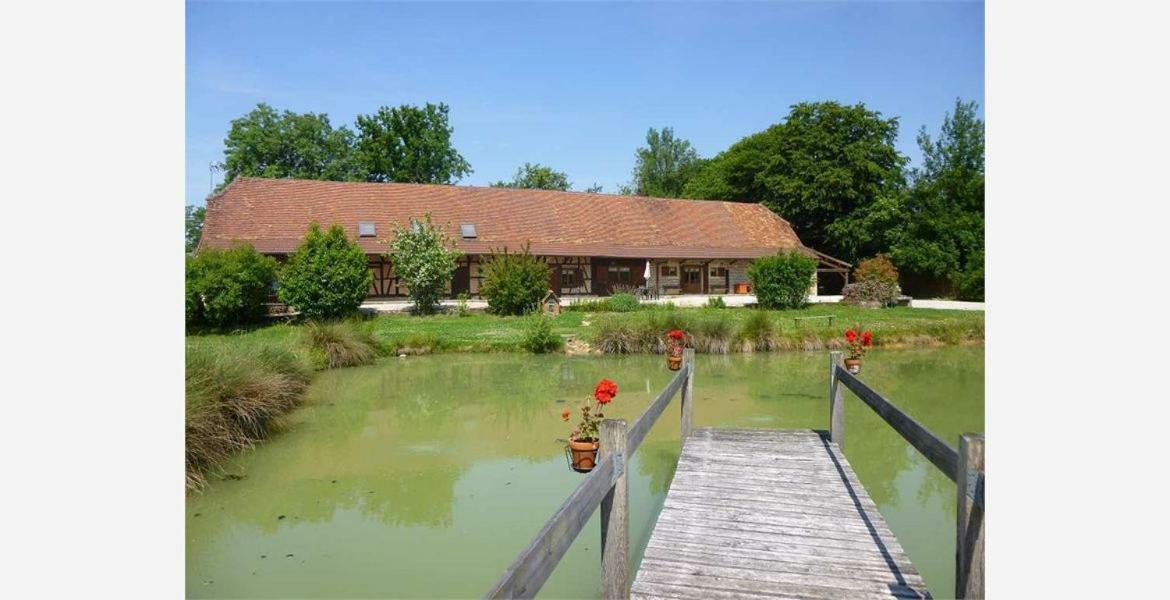 Bed and Breakfast La Ferme D'Aristide Saillenard Экстерьер фото